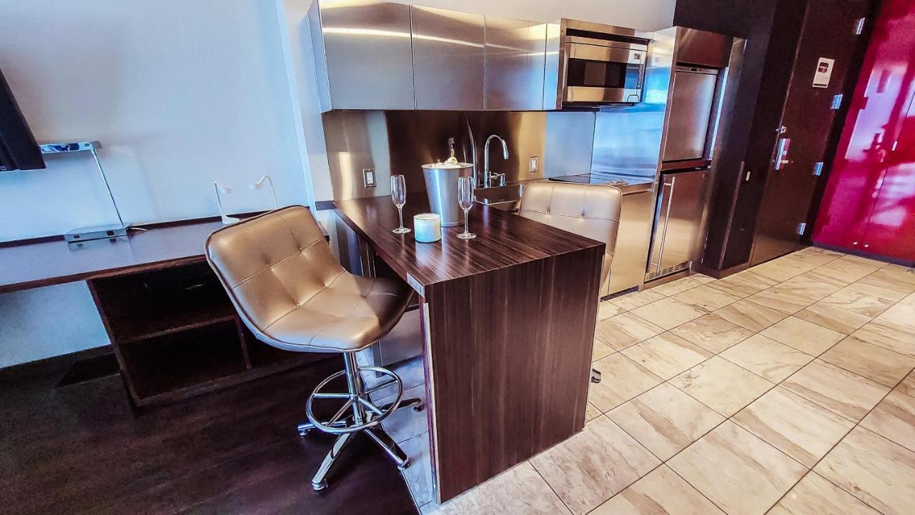 Luxury 53Rd Flr Condo With Amazing Sunset View & Balcony No Refee At Palms Place Las Vegas Exterior foto